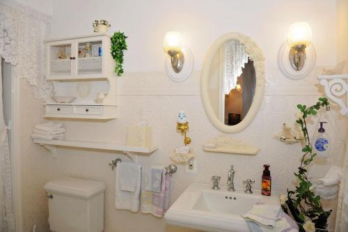 A Walk In The Woods Bed & Breakfast - thumb 7