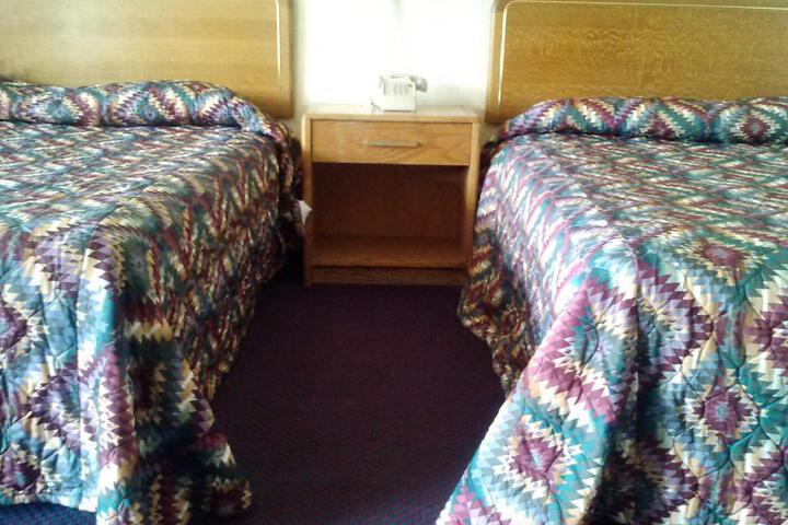 Holiday Motel - thumb 6