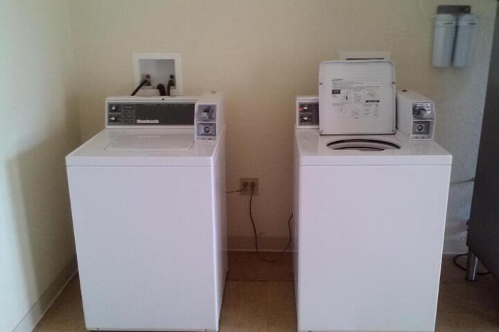 Holiday Motel - thumb 7