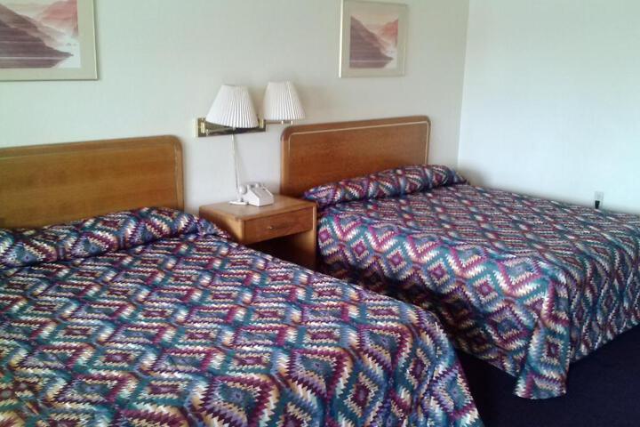 Holiday Motel - thumb 4