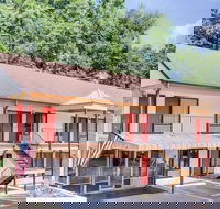 Days Inn by Wyndham Downtown Aiken - Accommodation Indiana