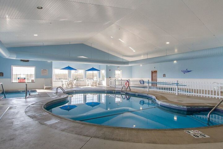 Quality Inn & Suites - thumb 1