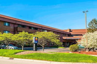 Comfort Inn  Suites North at the Pyramids