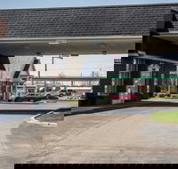 Quality Inn  Suites North - Accommodation Indiana