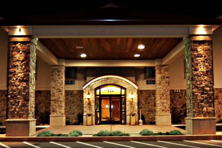 Quality Inn & Suites - thumb 1