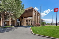 Econo Lodge Inn  Suites