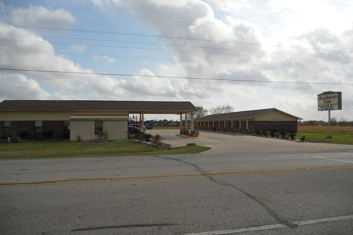 Jackson Inn - thumb 2