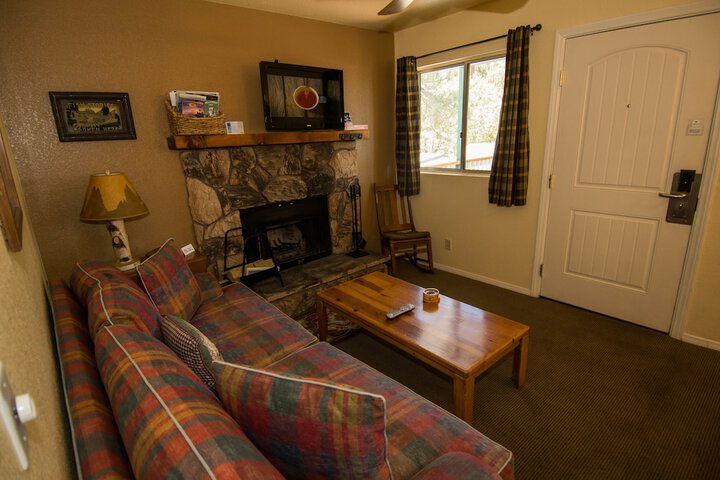 Hillcrest Lodge - thumb 7