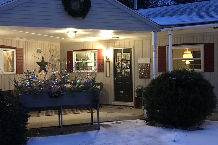 Brittany Motel - thumb 2