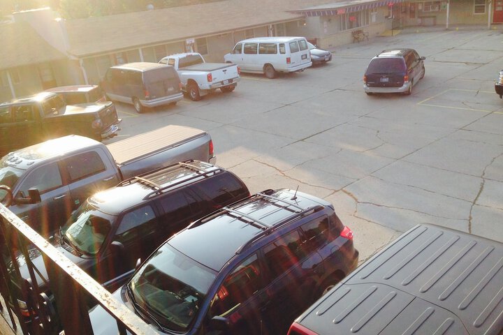 Jamestown Motel - thumb 1