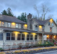 Woodfield Manor a Sundance Vacations Property - Accommodation Indiana