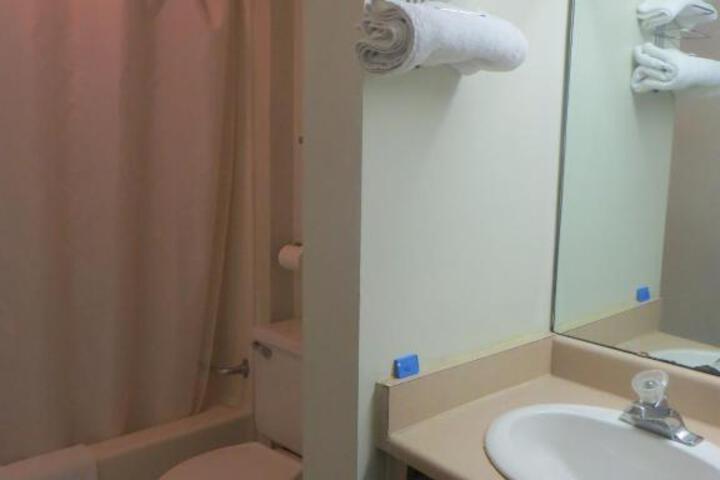 Park Ridge Inn - thumb 6