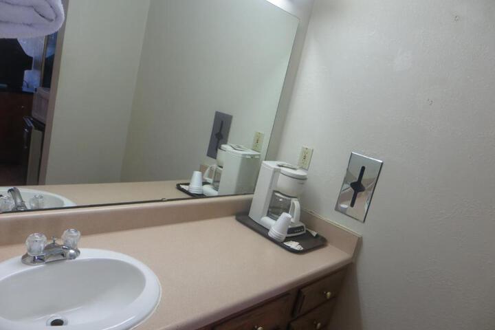 Park Ridge Inn - thumb 3