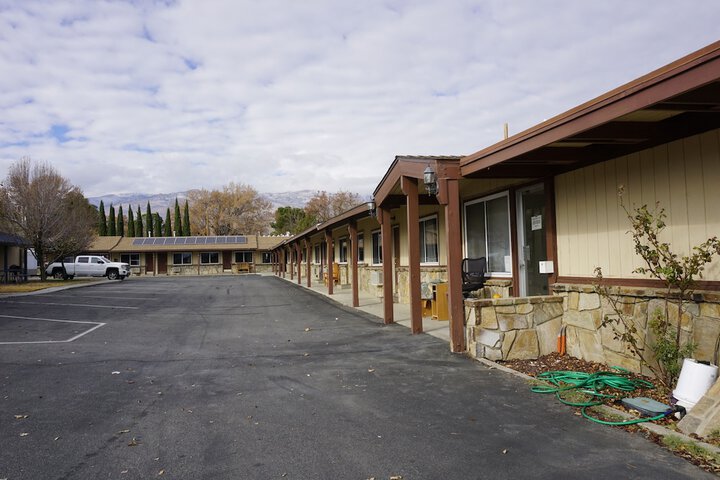 Bristlecone Motel - thumb 4