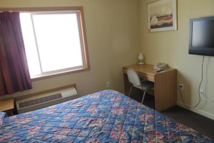 Economy Inn Fort Dodge - thumb 7