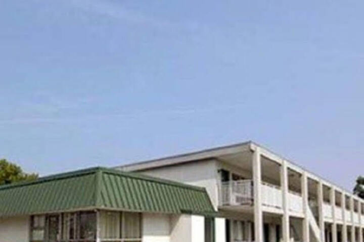 The Randolph Inn - thumb 6