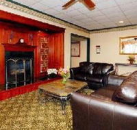 Econo Lodge Inn  Suites - Accommodation Indiana