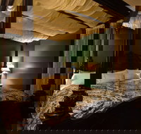 Swantown Inn  Spa - Accommodation Indiana