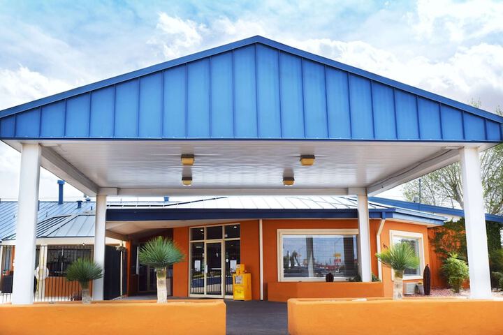 The Classic Desert Aire Hotel - thumb 5