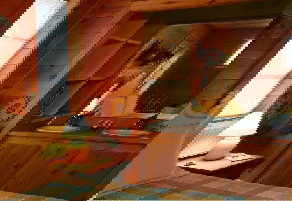 Stone Waters Inn - thumb 1