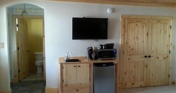 Stone Waters Inn - thumb 4