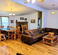 Country Club Chalet - Accommodation Indiana