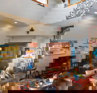 Kona Palace in Captain Cook - Accommodation Indiana