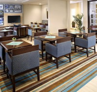 Hawthorn Suites by Wyndham Wheeling at the Highlands - Accommodation Indiana