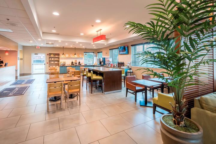 Country Inn & Suites By Radisson, Rochester-Pittsford/Brighton, NY - thumb 3