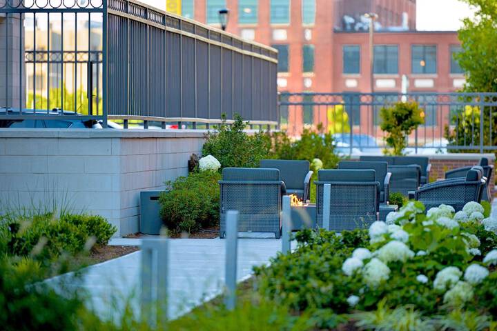 Hampton Inn & Suites Worcester, MA - thumb 1