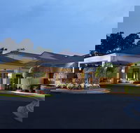 Courtyard by Marriott Savannah Midtown - Accommodation Indiana