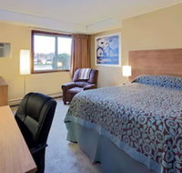 Days Inn by Wyndham Winona - Accommodation Indiana