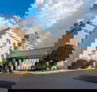 Comfort Suites Airport - Accommodation Indiana