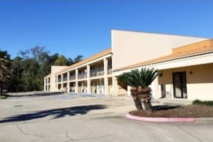 Lake Charles Inn - thumb 0