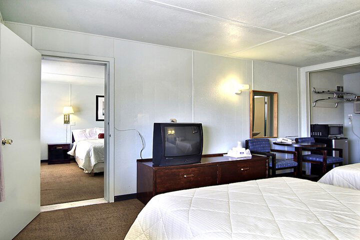 Route 66 Inn - thumb 7