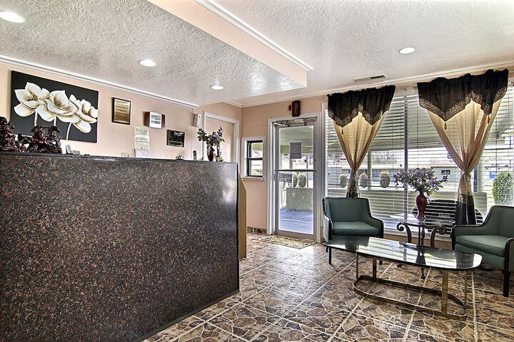 Route 66 Inn - thumb 2