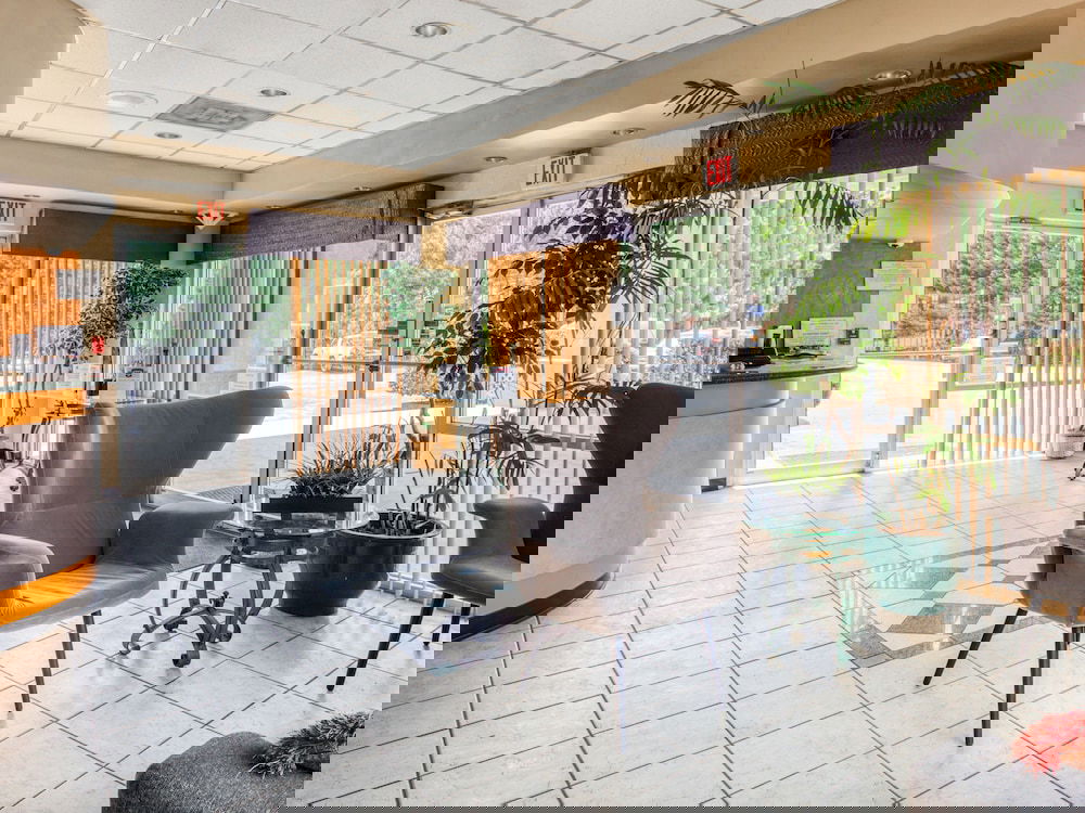 Knights Inn Forest Park - thumb 4