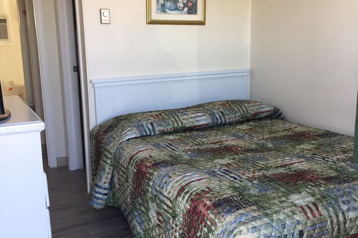 Southold Beach Motel - thumb 6