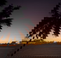 Hale Kai Hawaii Bed  Breakfast - Accommodation Indiana