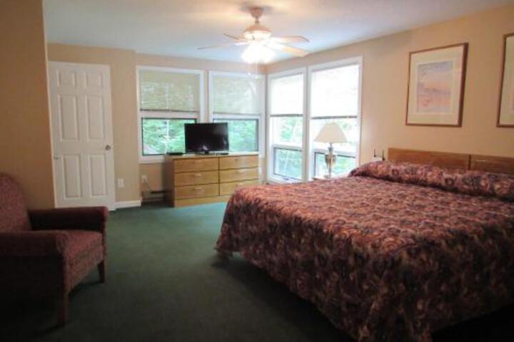 Crown Ridge Resort - thumb 5