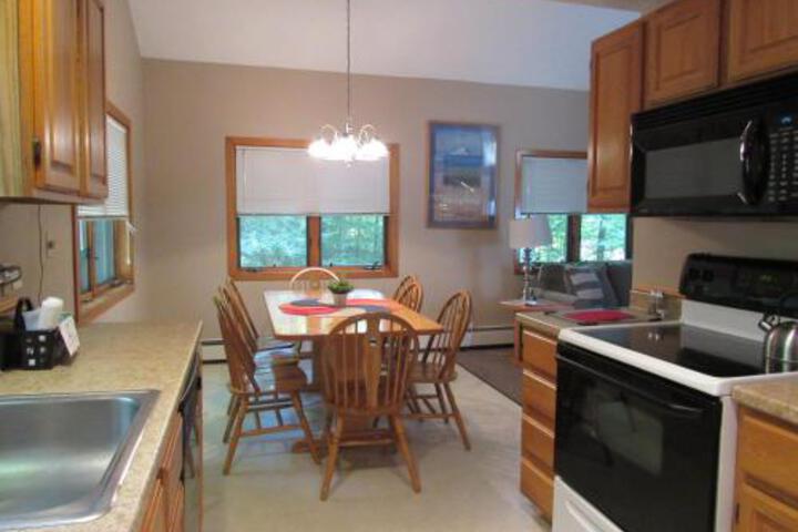 Crown Ridge Resort - thumb 4