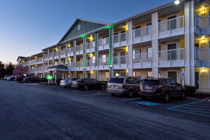 HomeTowne Studios By Red Roof Philadelphia Maple Shade NJ - thumb 7