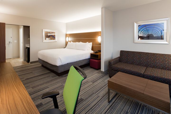 Holiday Inn Express & Suites East Peoria - Riverfront, An IHG Hotel - thumb 6