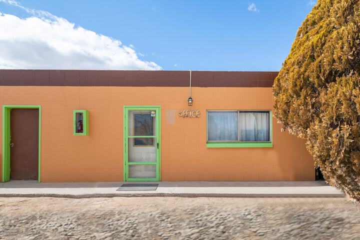 OYO Hotel Hanksville UT - thumb 3