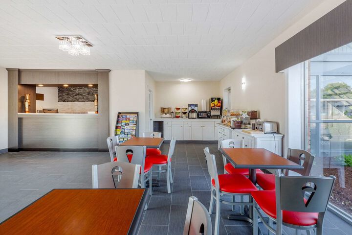 Rodeway Inn Mystic - thumb 7