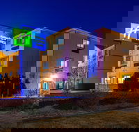 Holiday Inn Express  Suites Alamosa an IHG Hotel - Accommodation Indiana