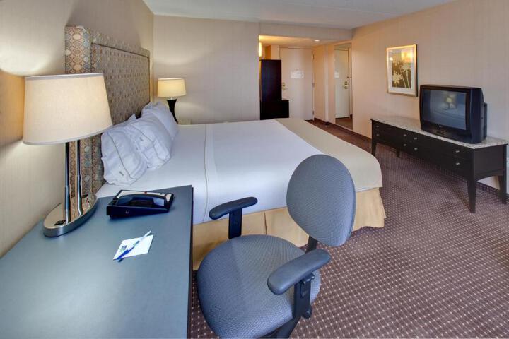 Holiday Inn Express Palatine - thumb 1