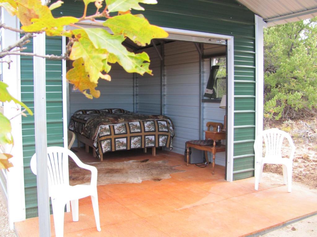 Lupine Cabin Glamour Camping Stunning Skies & Sunrise Views - thumb 5