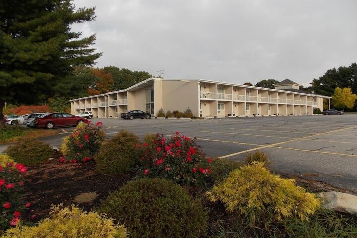 Center Street Value Inn - thumb 1