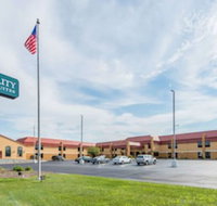 Quality Inn  Suites University Area - Accommodation Indiana